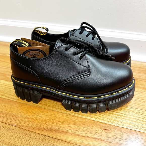 Urban Outfitters Dr. Martens Audrick Leather Platform Oxford - Picture 5 of 8
